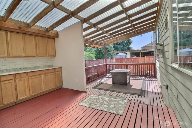 9619 S 237th Place, Kent, WA 98031