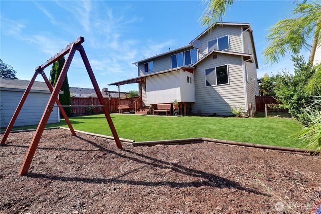 9619 S 237th Place, Kent, WA 98031