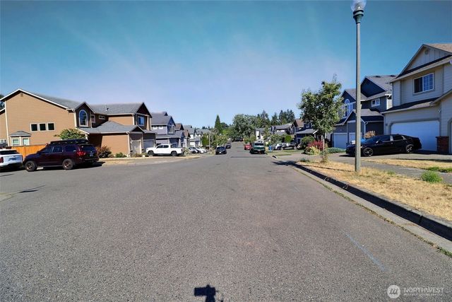 9619 S 237th Place, Kent, WA 98031