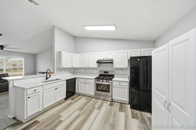 1925 Bristol Road, Claremore, OK 74017