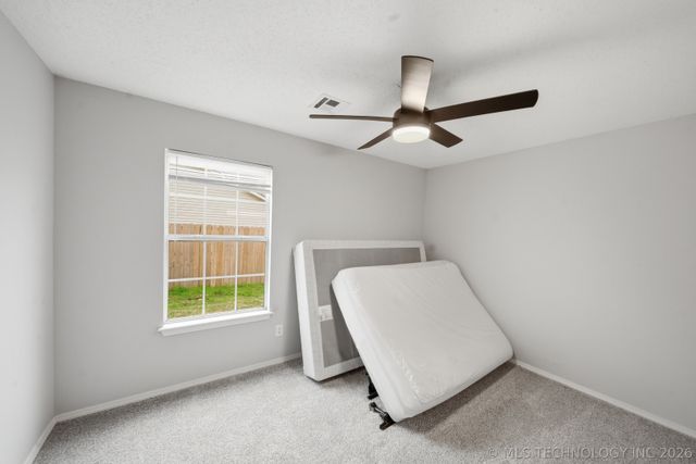 1925 Bristol Road, Claremore, OK 74017