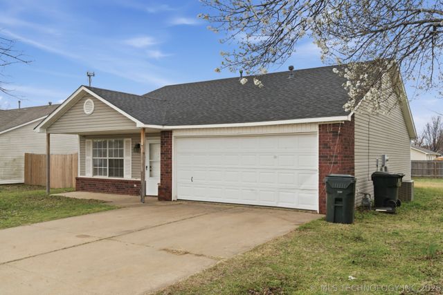 1925 Bristol Road, Claremore, OK 74017
