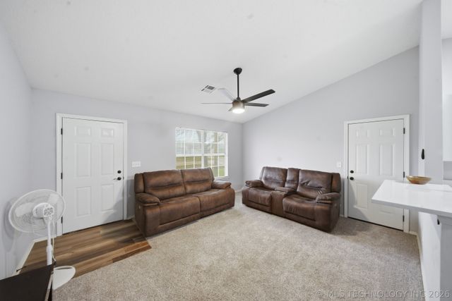 1925 Bristol Road, Claremore, OK 74017