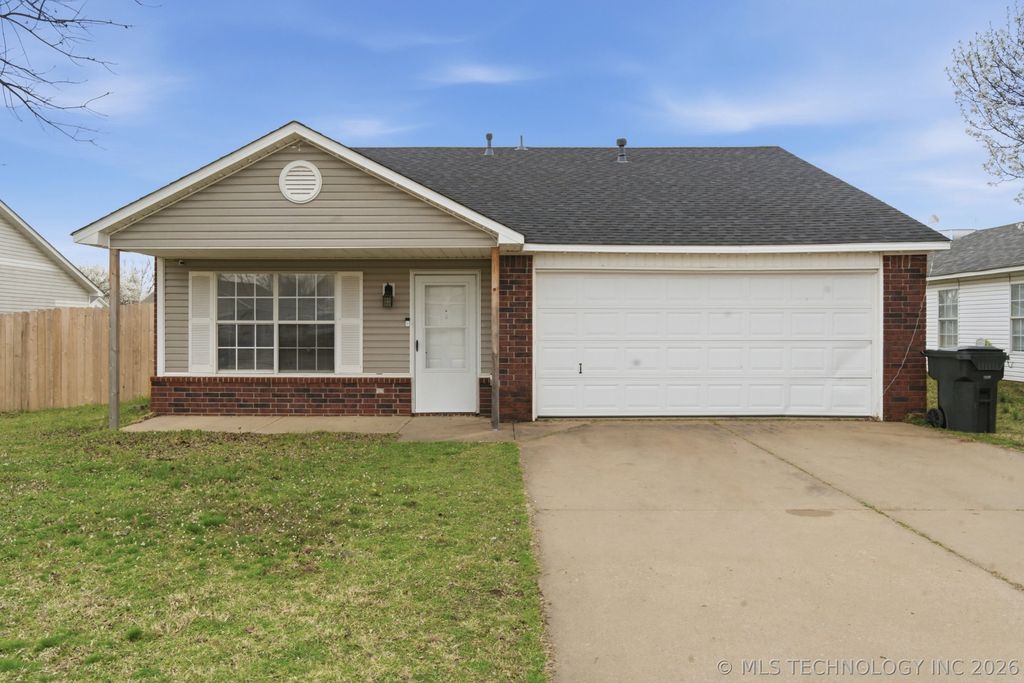 1925 Bristol Road, Claremore, OK 74017
