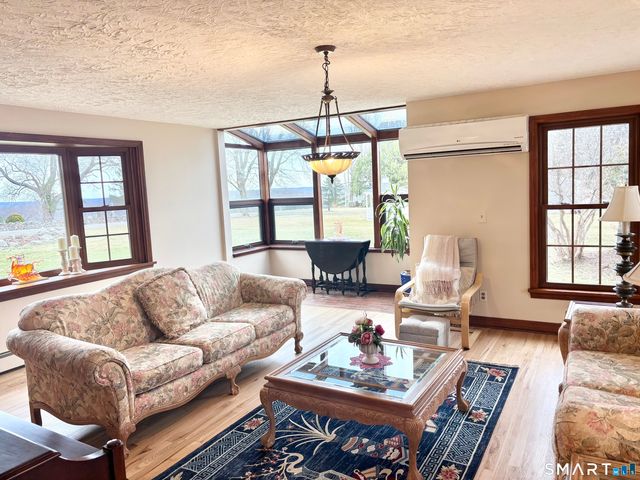 43 Hebron Road, Bolton, CT 06043