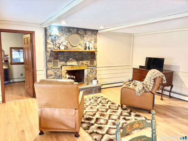 43 Hebron Road, Bolton, CT 06043