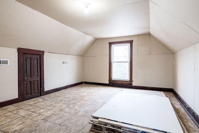 2122 N Stave Avenue, Chicago, IL 60647