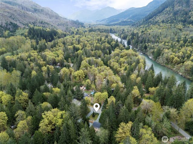17921 644th Avenue NE, Baring, WA 98251
