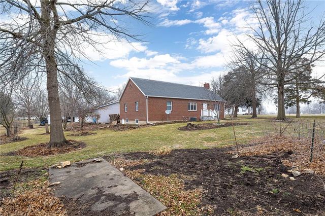 1402 Maple Street, Chillicothe, MO 64601