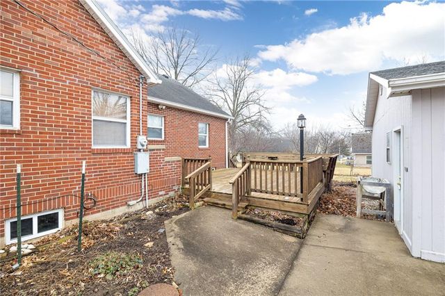 1402 Maple Street, Chillicothe, MO 64601