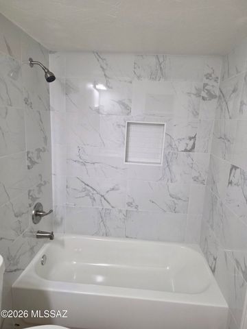 3202 S Sunland Vista, Tucson, AZ 85713