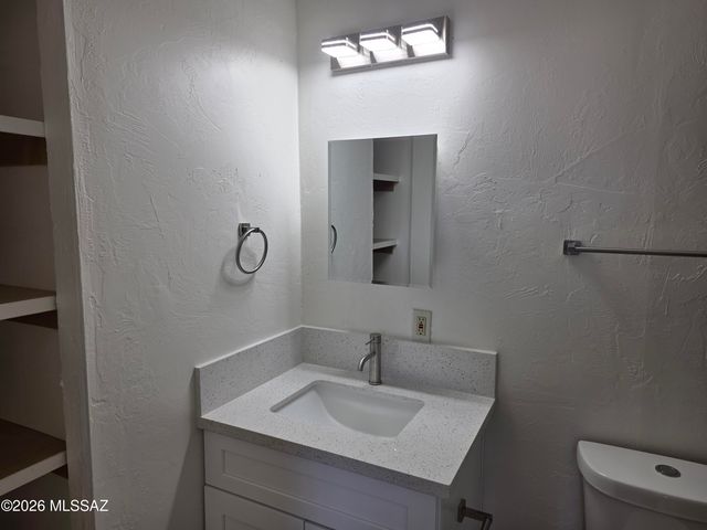 3202 S Sunland Vista, Tucson, AZ 85713