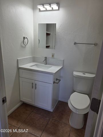 3202 S Sunland Vista, Tucson, AZ 85713