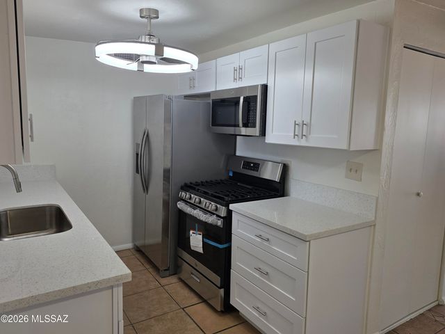 3202 S Sunland Vista, Tucson, AZ 85713