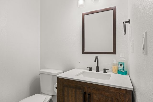 1516 Wilson Place, Medford, OR 97504