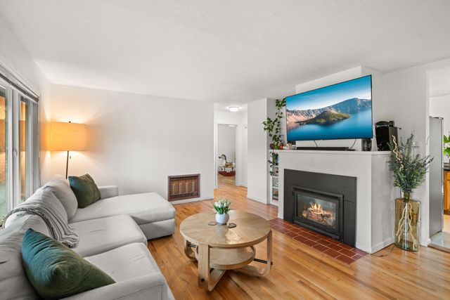 1516 Wilson Place, Medford, OR 97504