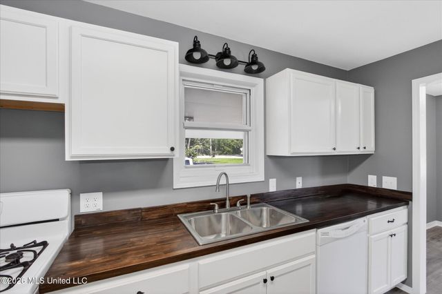 34 37th Street, Gulfport, MS 39507
