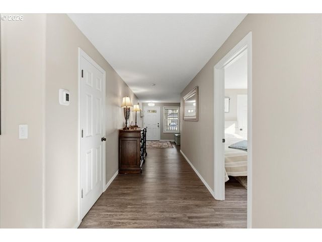 1817 N 9TH Way, Ridgefield, WA 98642