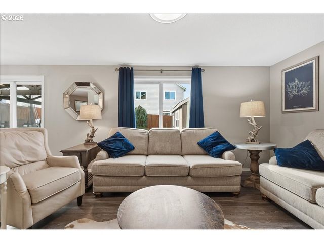 1817 N 9TH Way, Ridgefield, WA 98642