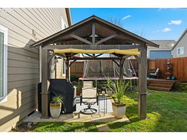 1817 N 9TH Way, Ridgefield, WA 98642