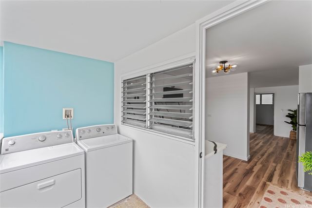 1130 Wilder Avenue 301, Honolulu, HI 96822