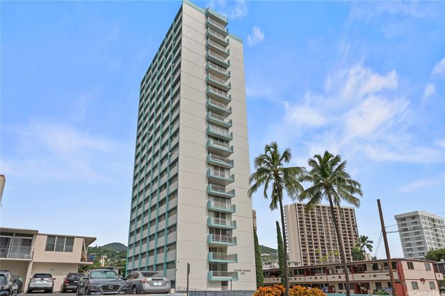 1130 Wilder Avenue 301, Honolulu, HI 96822