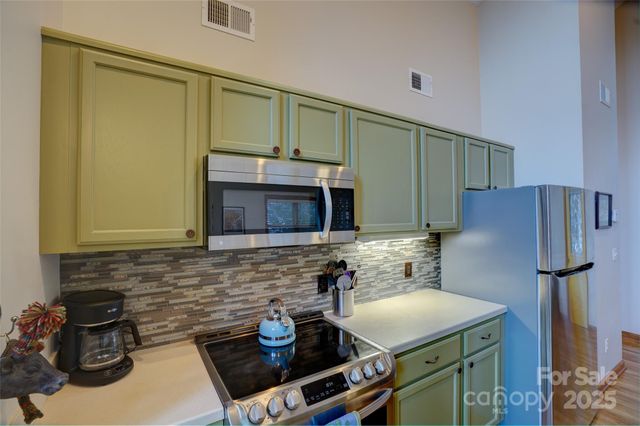 127 Whataview Drive, Whittier, NC 28789