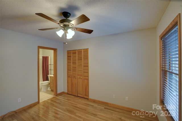127 Whataview Drive, Whittier, NC 28789