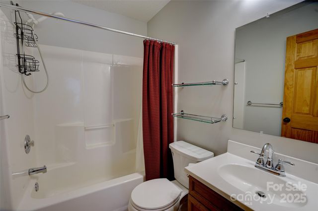 127 Whataview Drive, Whittier, NC 28789