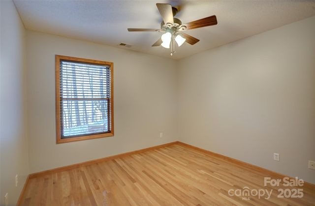 127 Whataview Drive, Whittier, NC 28789