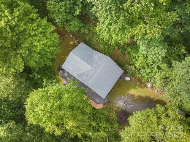 127 Whataview Drive, Whittier, NC 28789