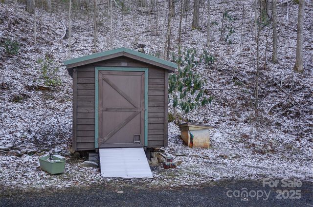 127 Whataview Drive, Whittier, NC 28789