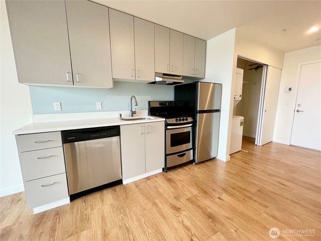 2249 NE 46th Street, Seattle, WA 98105