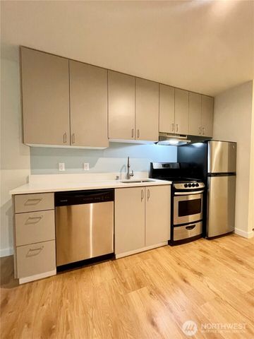 2249 NE 46th Street, Seattle, WA 98105