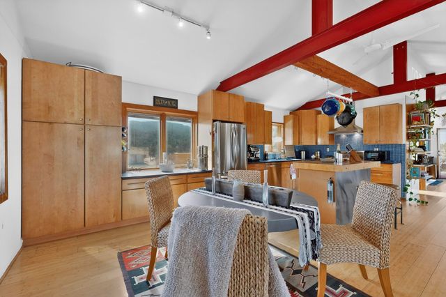 2 Camino Chupadero, Santa Fe, NM 87506