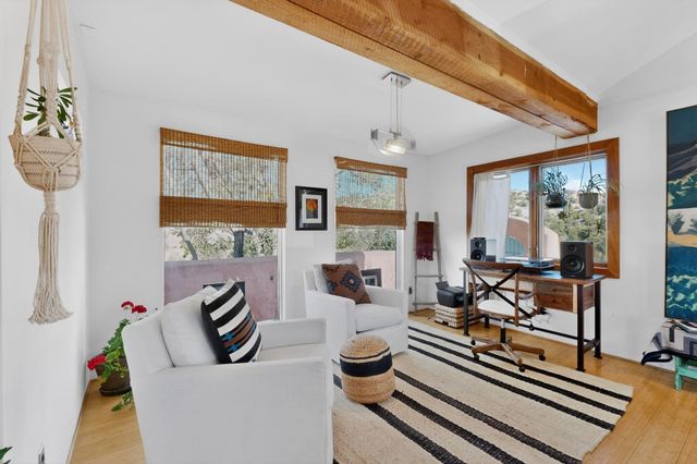 2 Camino Chupadero, Santa Fe, NM 87506