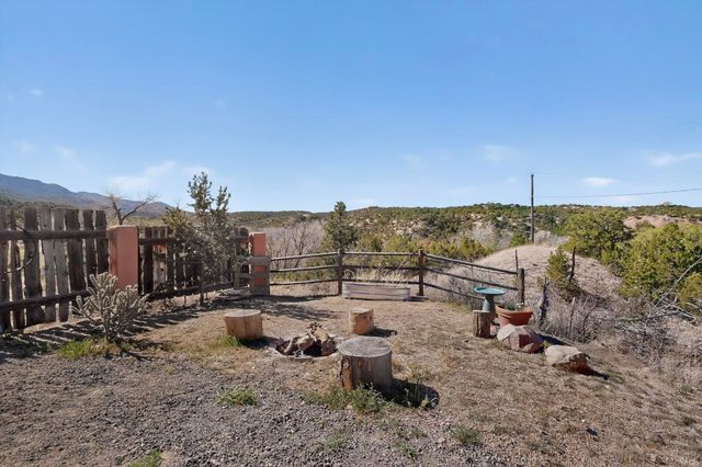 2 Camino Chupadero, Santa Fe, NM 87506