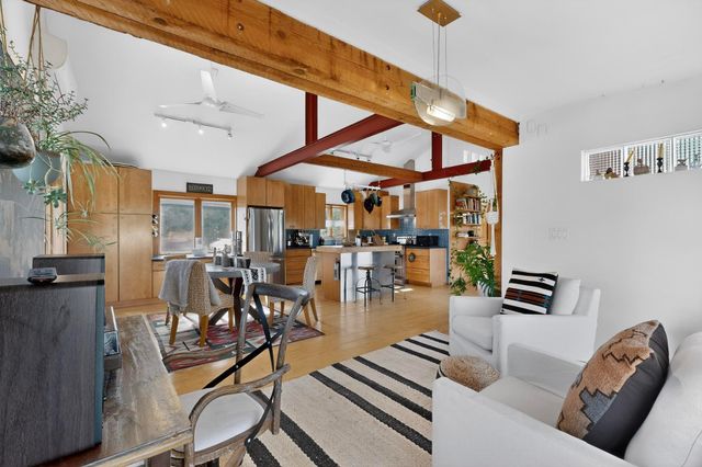 2 Camino Chupadero, Santa Fe, NM 87506