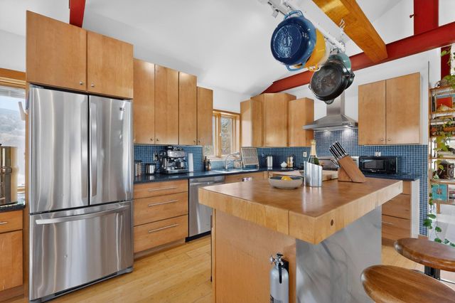 2 Camino Chupadero, Santa Fe, NM 87506