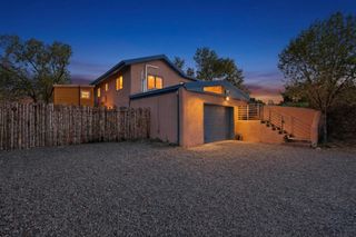 2 Camino Chupadero, Santa Fe, NM 87506