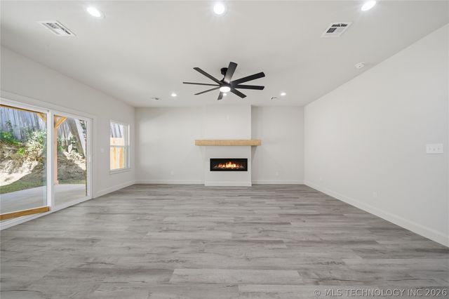 13835 E 27th Place E, Tulsa, OK 74134