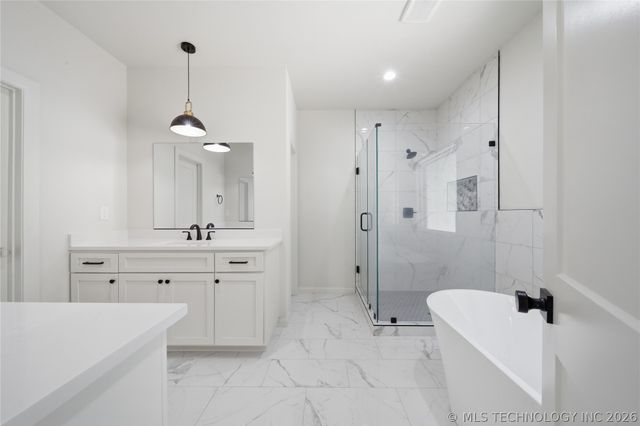 13835 E 27th Place E, Tulsa, OK 74134