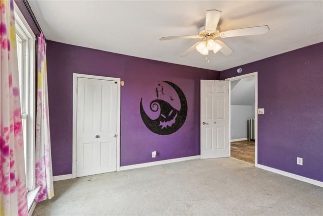 906 E 5th Street, Vinton, IA 52349