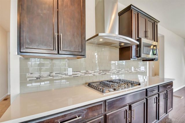 9556 Juniper Way, Arvada, CO 80007