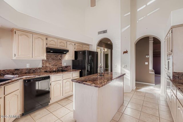 16215 E CARMEL Drive, Fountain Hills, AZ 85268