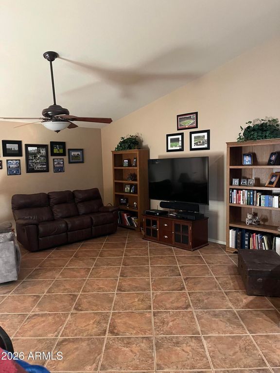Image 30 of property listing at 4832 N PERRYVILLE Road, Litchfield Park, AZ 85340