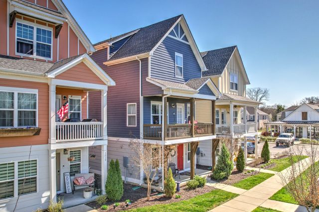 2015 French Bayou Ln, Hendersonville, TN 37075