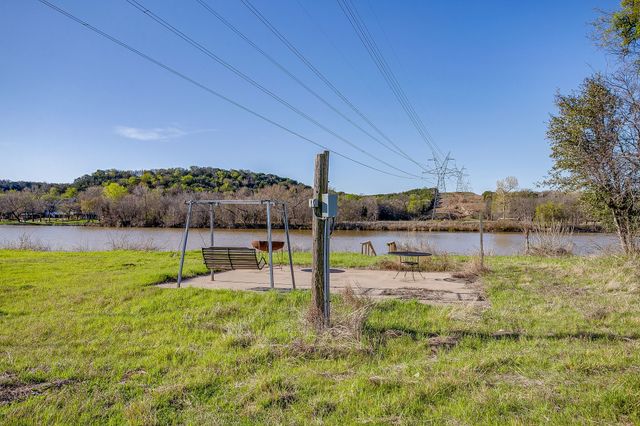 175 Tin Top Estates Road, Weatherford, TX 76087