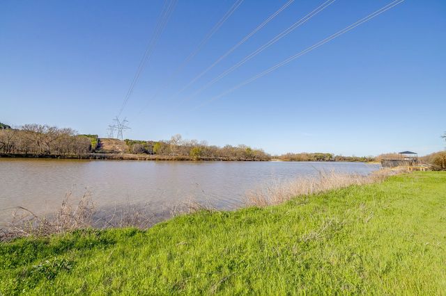 175 Tin Top Estates Road, Weatherford, TX 76087