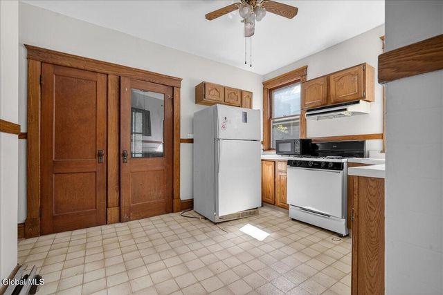 631 Washington Avenue, Albany, NY 12206